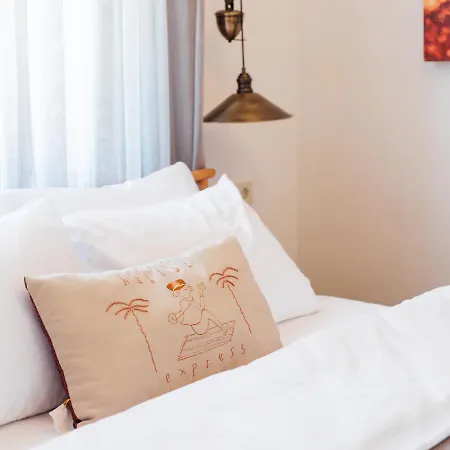 Отель Suolo Урла